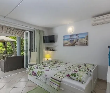 公寓 In With Terrace, Air Condition, Wifi, Washing Machine *